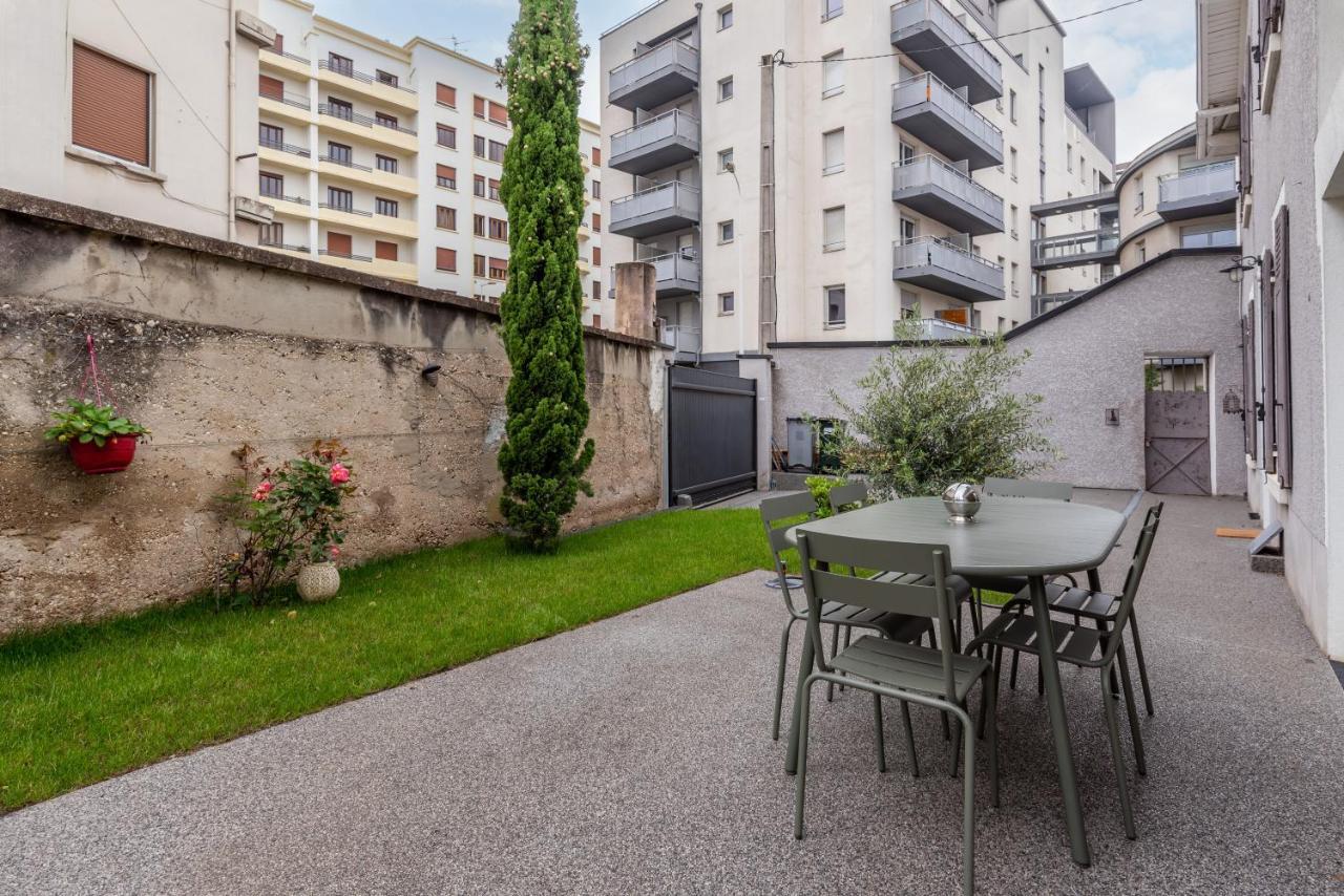 La Villa Sassolini Avec Jacuzzi Lyon Exterior photo